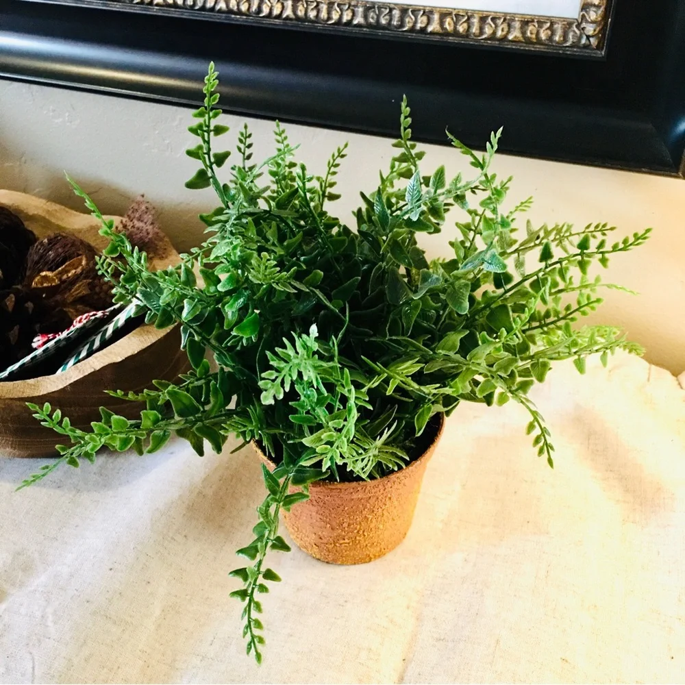 Faux plant florals - farmhouse home decor - greenery - Christmas decor- …